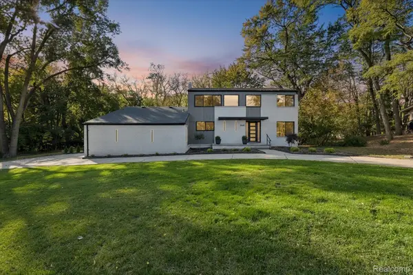 3668 Bayou Drive, WestBloomfield, MI 48323