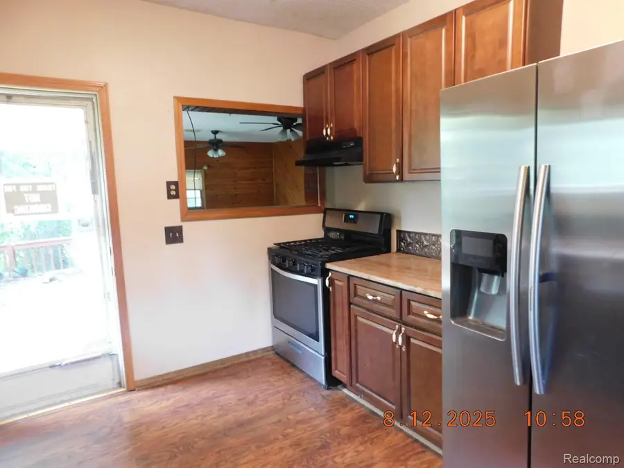 207 Garden Lane, Fowlerville, MI 48836 - #2