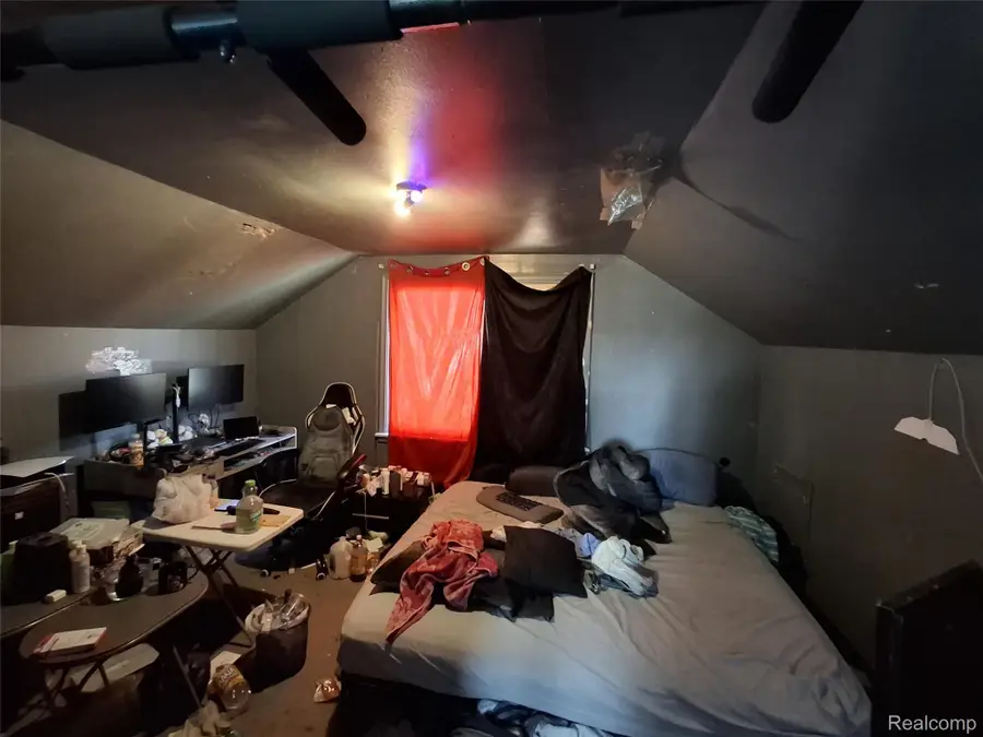 8575 Sussex Street, Detroit, MI 48228 - #2