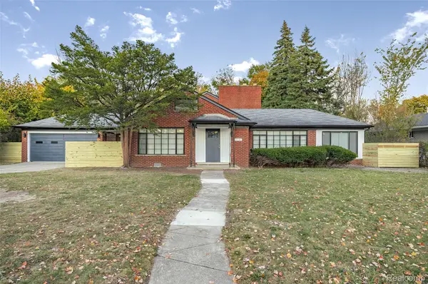 17240 Pontchartrain Blvd, Detroit, MI 48203