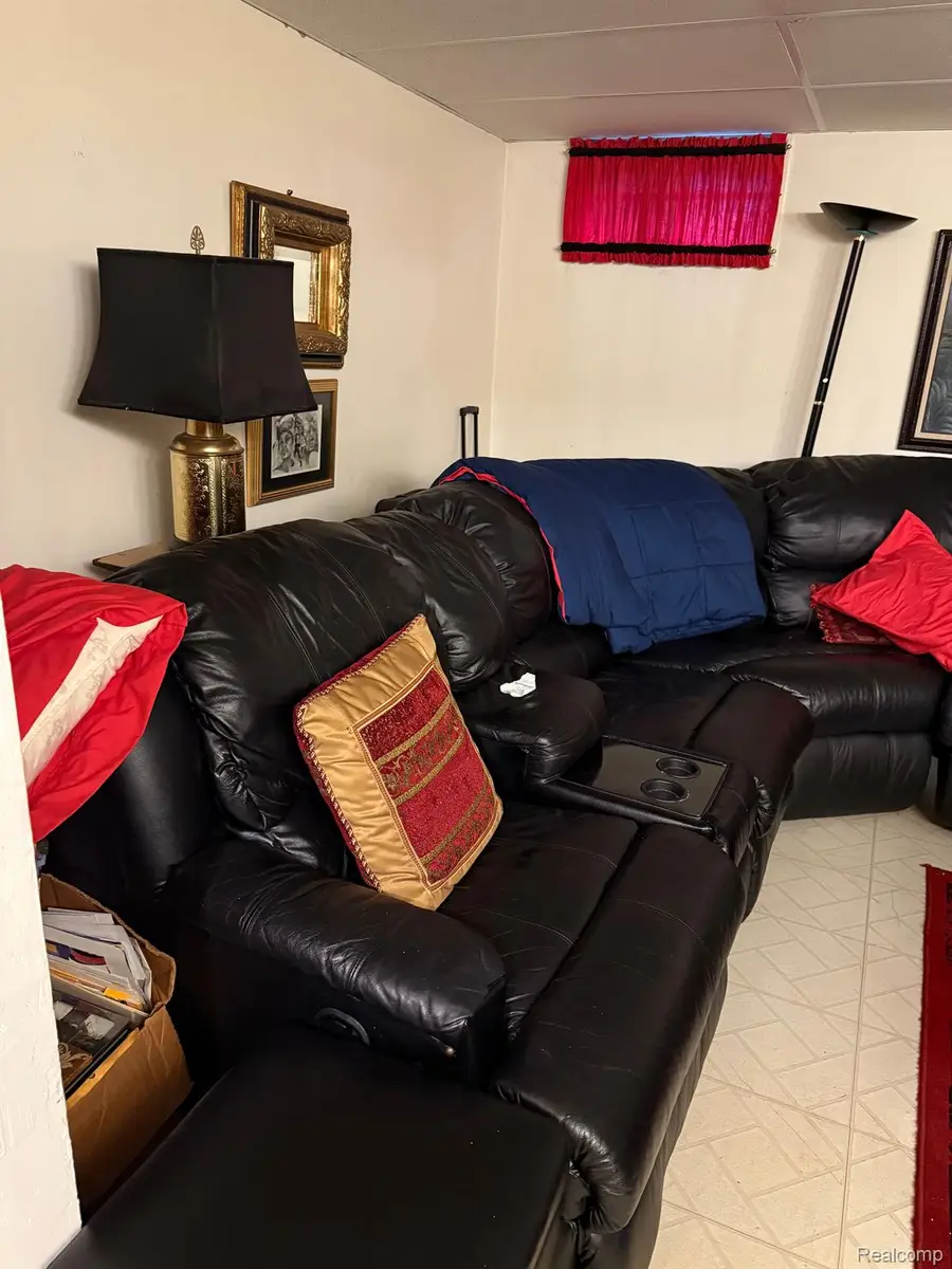 2110 Hyde Park Road, Detroit, MI 48207 - #3