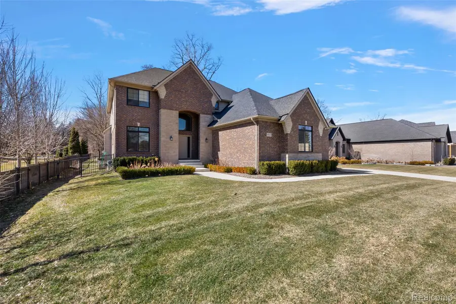 49517 White Mill Drive, Shelby, MI 48317 - #3