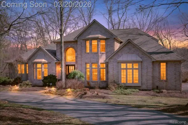 4871 Cider Hill Drive, Rochester, MI 48306