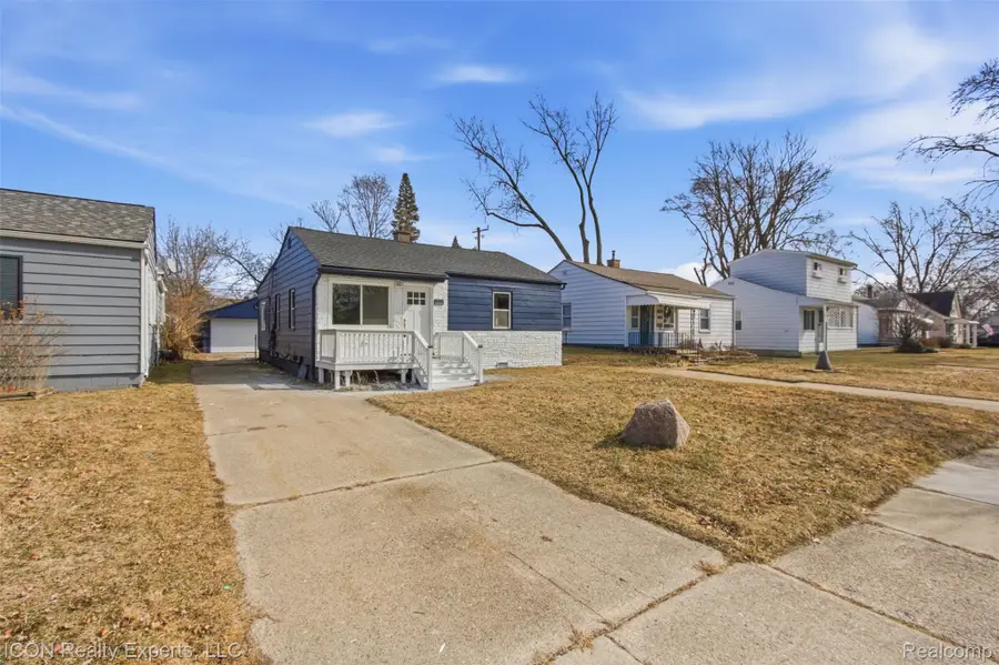 26066 Barrington Street, Madison Heights, MI 48071 - #3