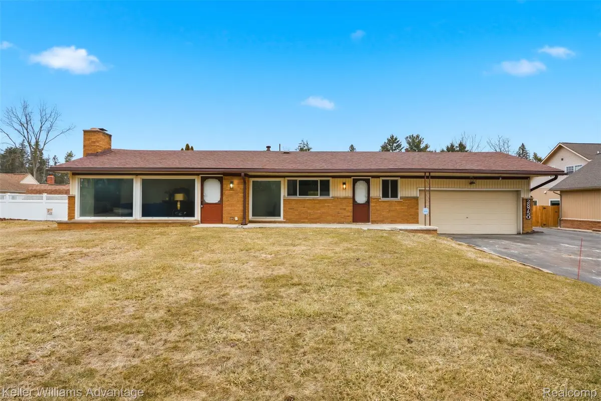 28750 W 9 Mile Road, Farmington, MI 48336 - #1