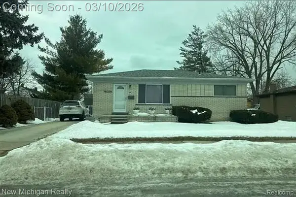 25888 Carl Street, Roseville, MI 48066