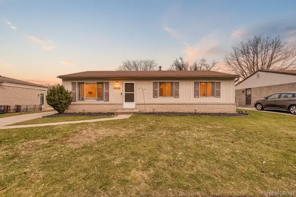 31674 Grove, Fraser, MI 48026