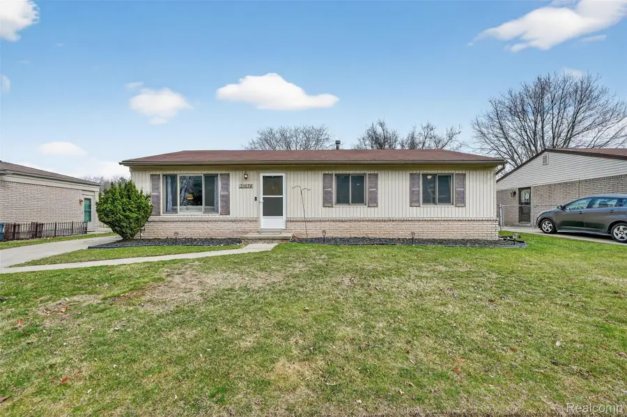 31674 Grove, Fraser, MI 48026 - #3