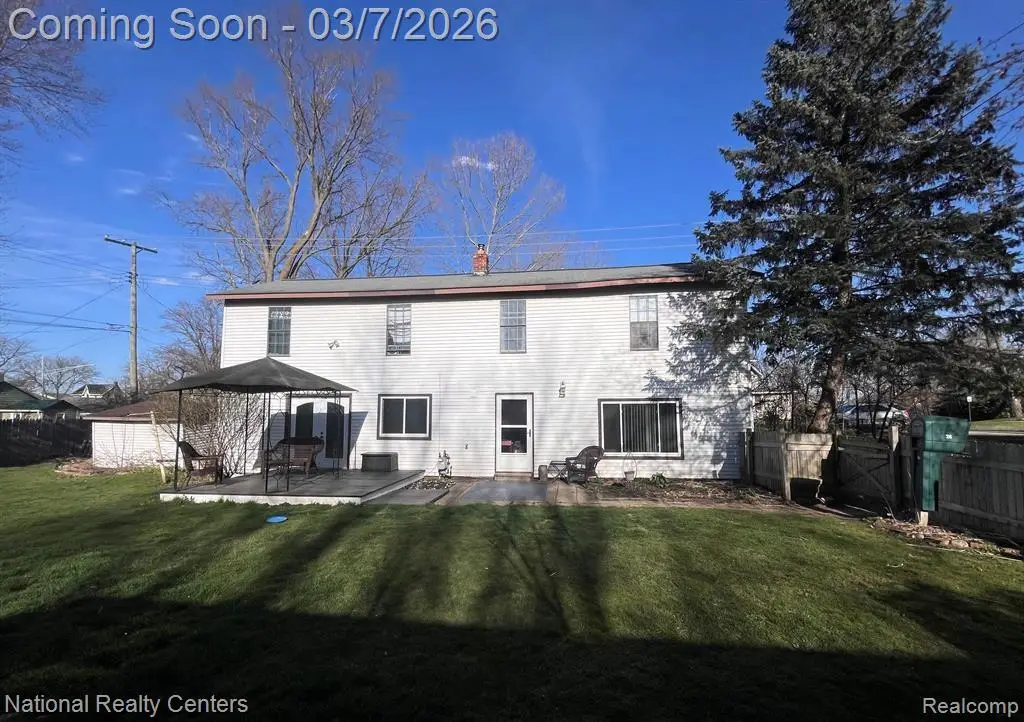 26 Turrill Avenue, Lapeer, MI 48446 - #1