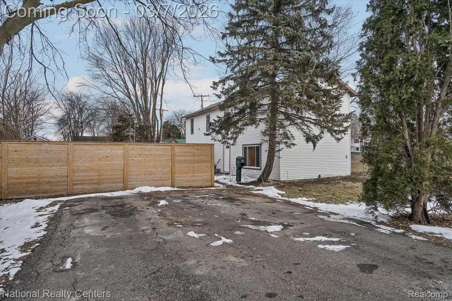 26 Turrill Avenue, Lapeer, MI 48446 - #2