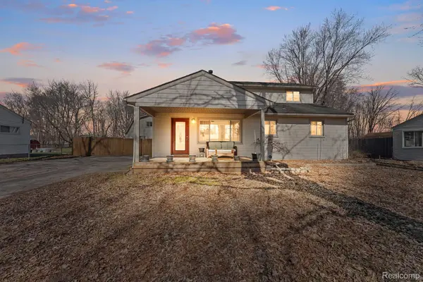 45208 Paris Drive, Belleville, MI 48111