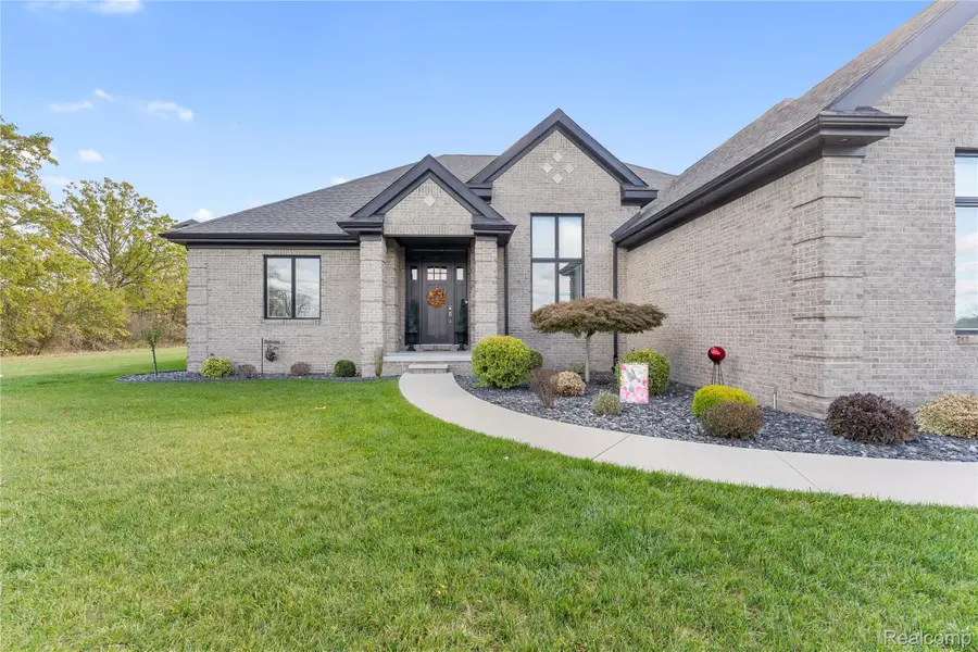 13498 Exeter Road, Carleton, MI 48117 - #2