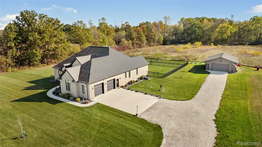 13498 Exeter Road, Carleton, MI 48117 - #3