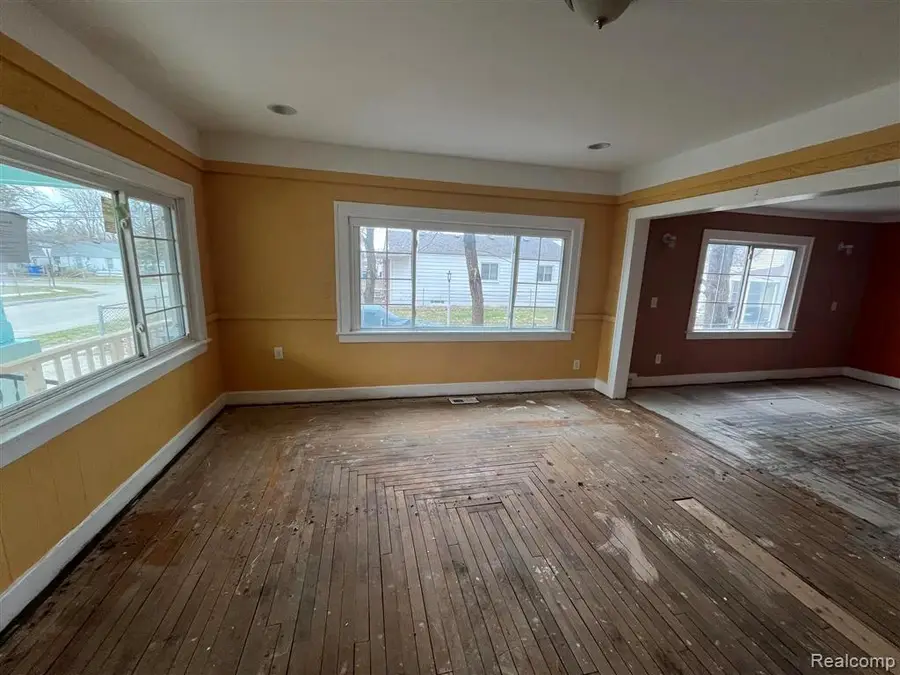 2119 Rome Avenue, Warren, MI 48091 - #3