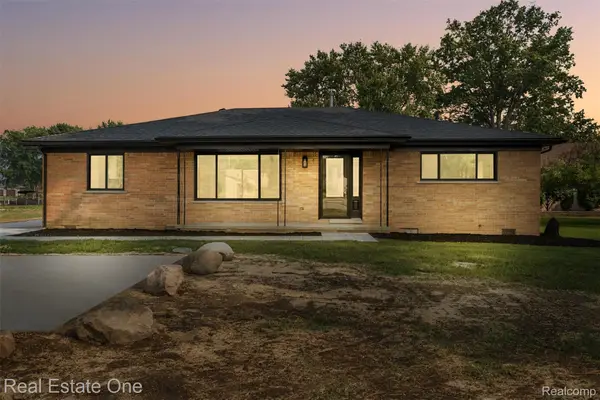 47900 Jefferson Avenue, Chesterfield, MI 48047