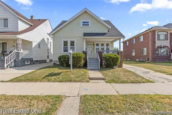 5444 Kenilworth Street, Dearborn, MI 48126