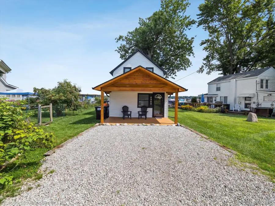 8980 Dexter Pinckney Road, Pinckney, MI 48169 - #2