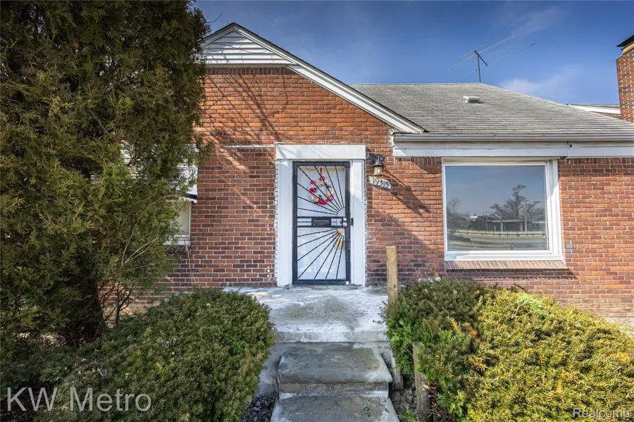 19315 Hubbell Street, Detroit, MI 48235 - #2