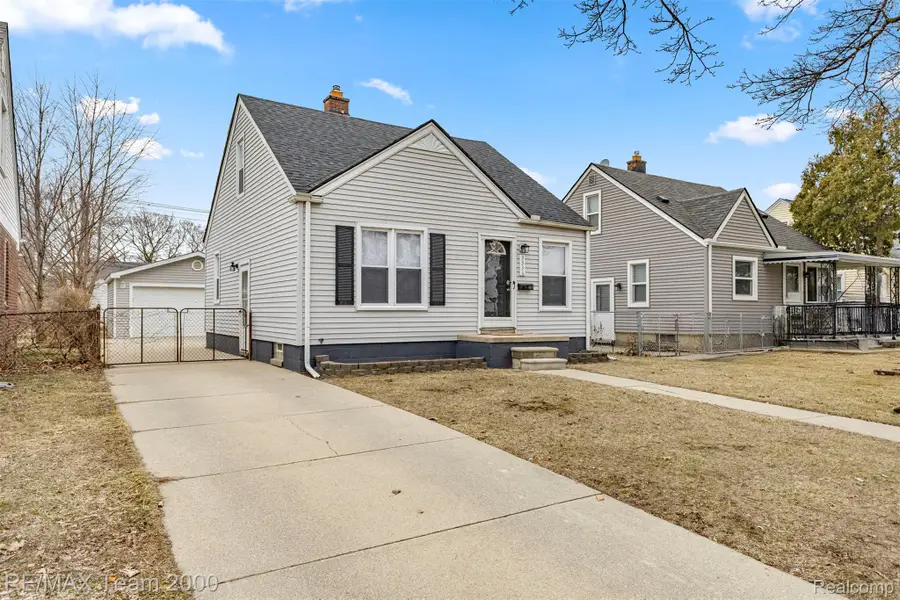 3336 Chestnut Street, Dearborn, MI 48124 - #2