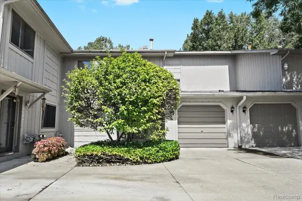 9498 Fenwin Drive, GrandBlanc, MI 48439