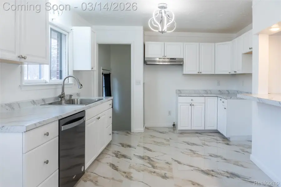 22824 Donald Avenue, Eastpointe, MI 48021 - #3