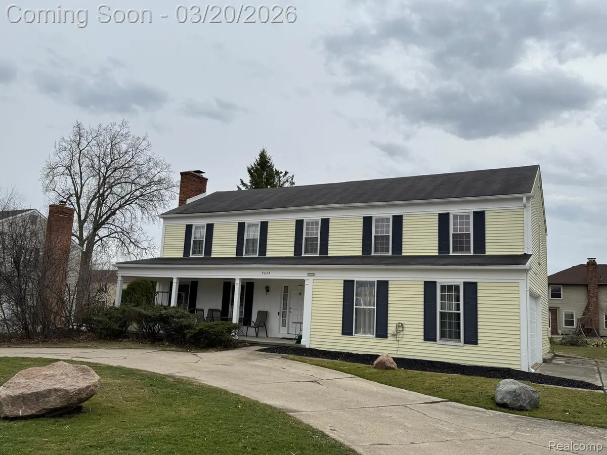 5045 Forestdale Drive, West Bloomfield, MI 48322 - #1