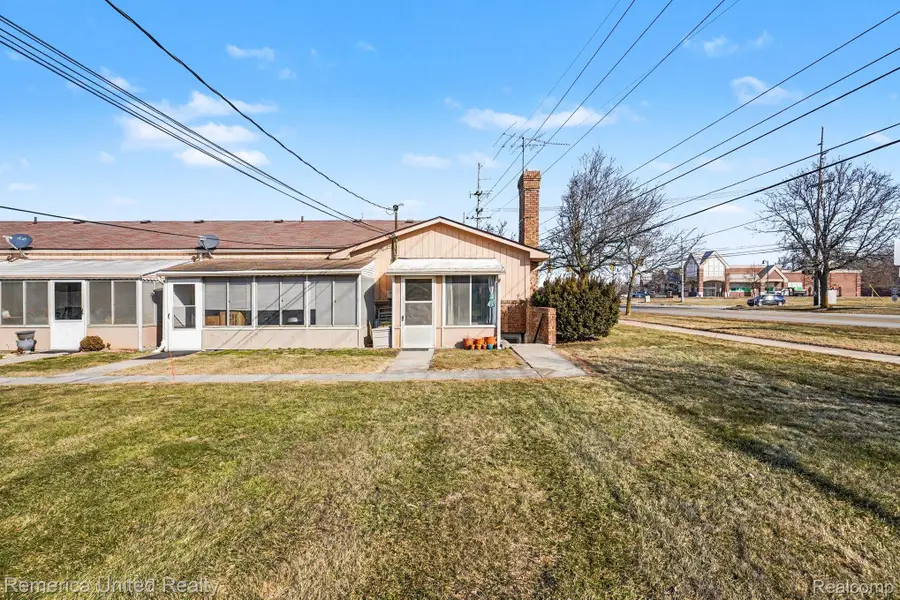 61035 11 Mile Road #1, South Lyon, MI 48178 - #2