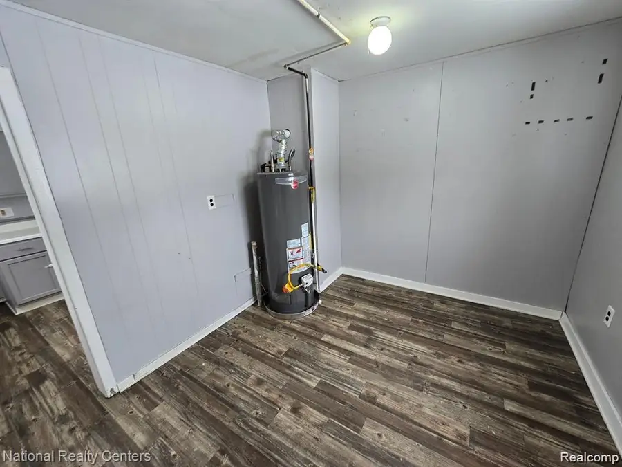 32004 Cheboygan Court, Westland, MI 48186 - #2