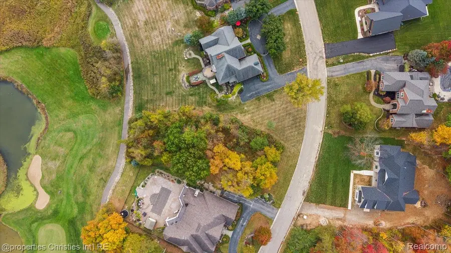 1933 Shane Ct, Oxford, MI 48370 - #2