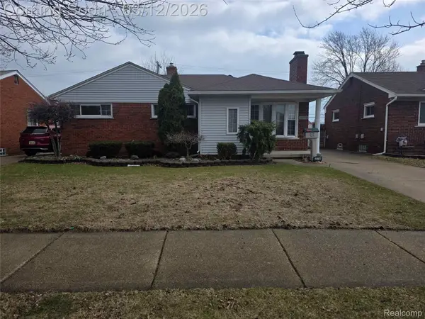 25784 Collingwood Street, Roseville, MI 48066