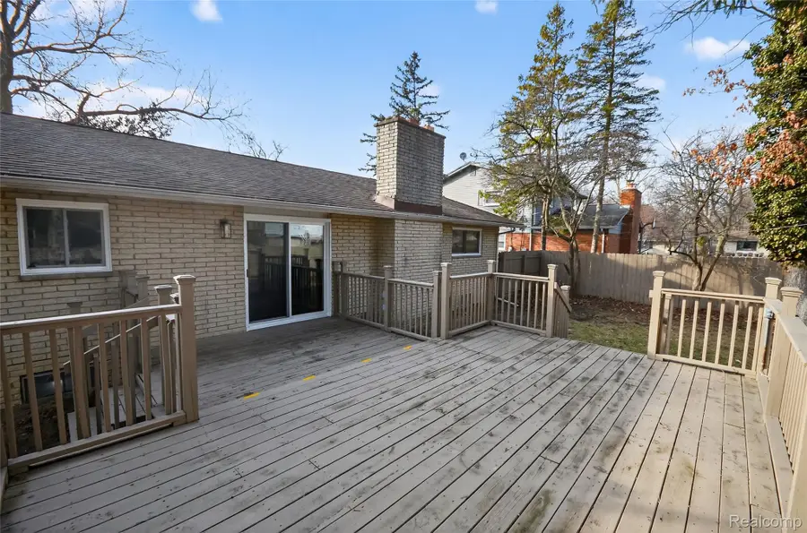 24065 Rockingham Street, Southfield, MI 48033 - #3