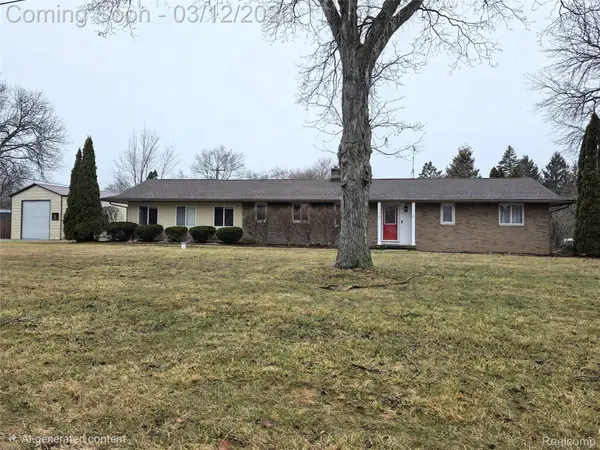 1134 Cayuga Drive, GrandBlanc, MI 48439