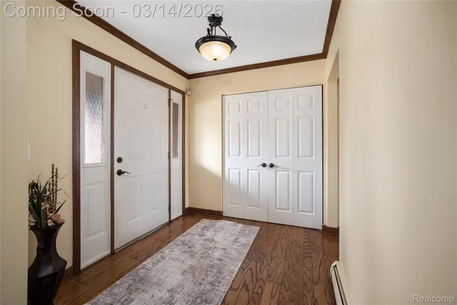 14176 Hubbard Street, Livonia, MI 48154 - #2