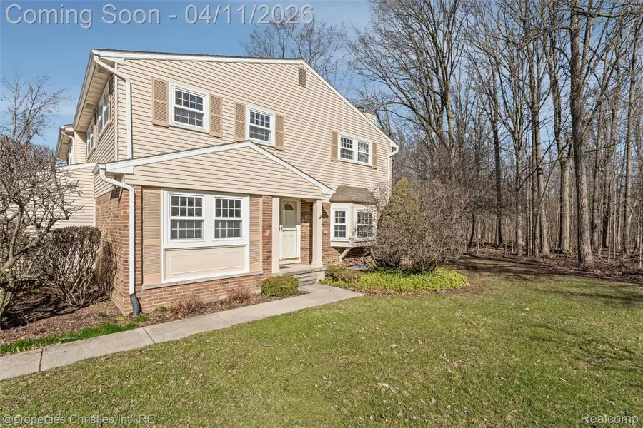 1476 Brentwood Drive, Troy, MI 48098 - #2