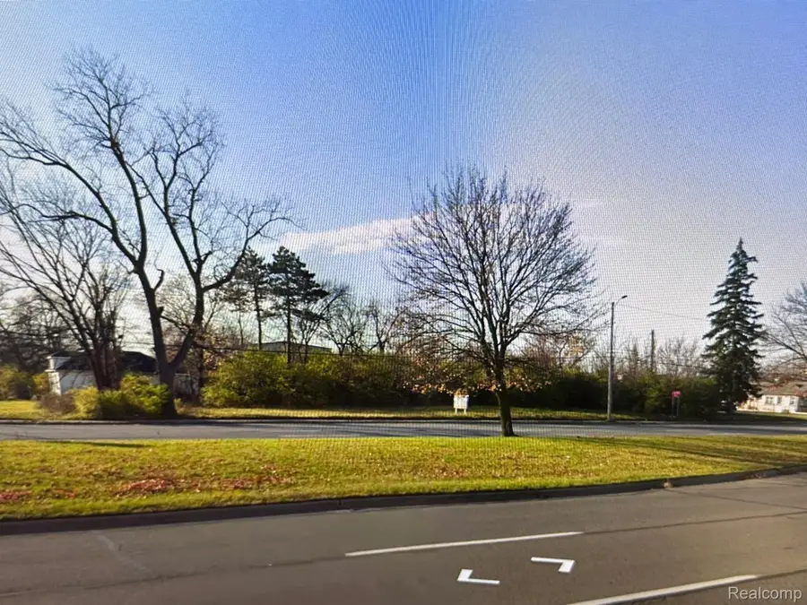 28437 Michigan Ave, Inkster, MI 48141 - #2