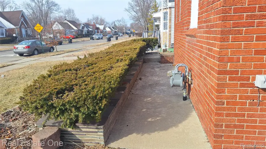 7650 Heyden Street, Detroit, MI 48228 - #3