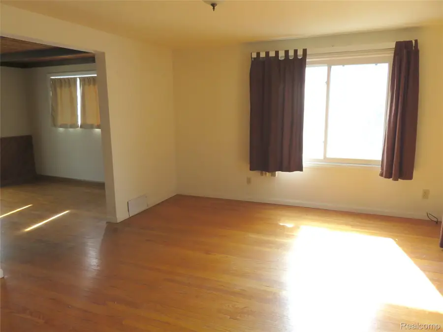 3804 Elmhurst Avenue, Royal Oak, MI 48073 - #3