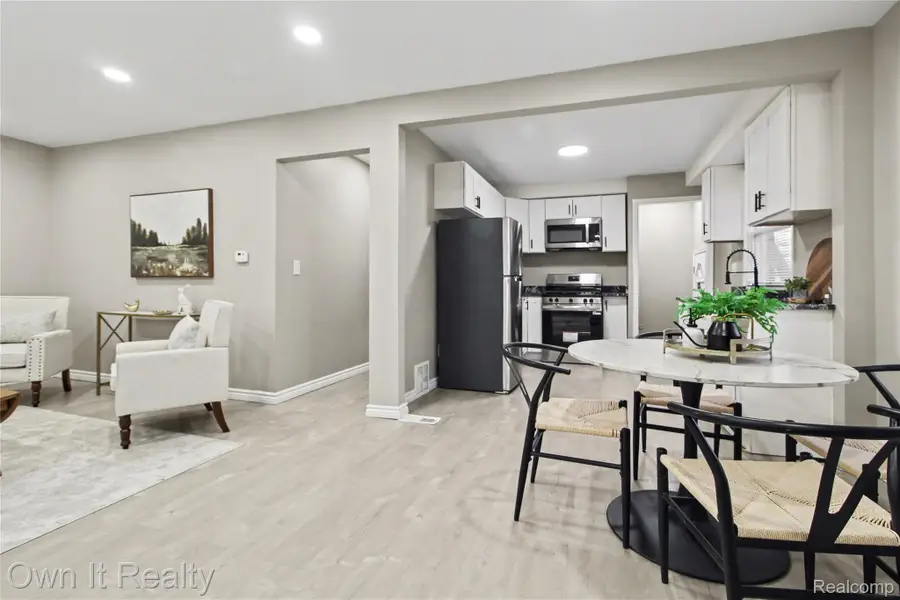 7260 Warwick Street, Detroit, MI 48228 - #3