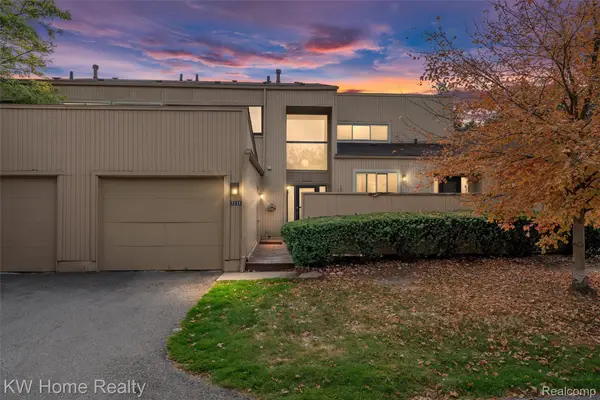 7356 Balsam Court, WestBloomfield, MI 48322