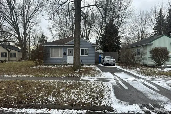 21919 Powers Avenue, DearbornHeights, MI 48125