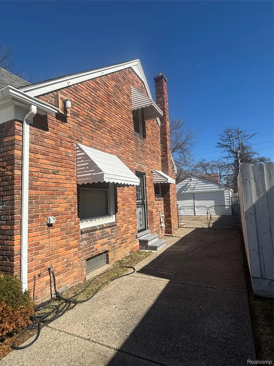 19190 Patton Street, Detroit, MI 48219 - #2