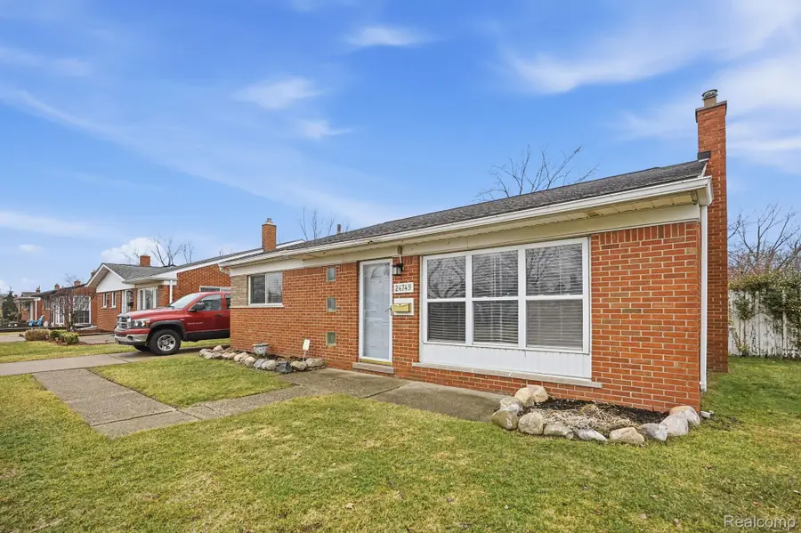 24749 Panama Avenue, Warren, MI 48091 - #3