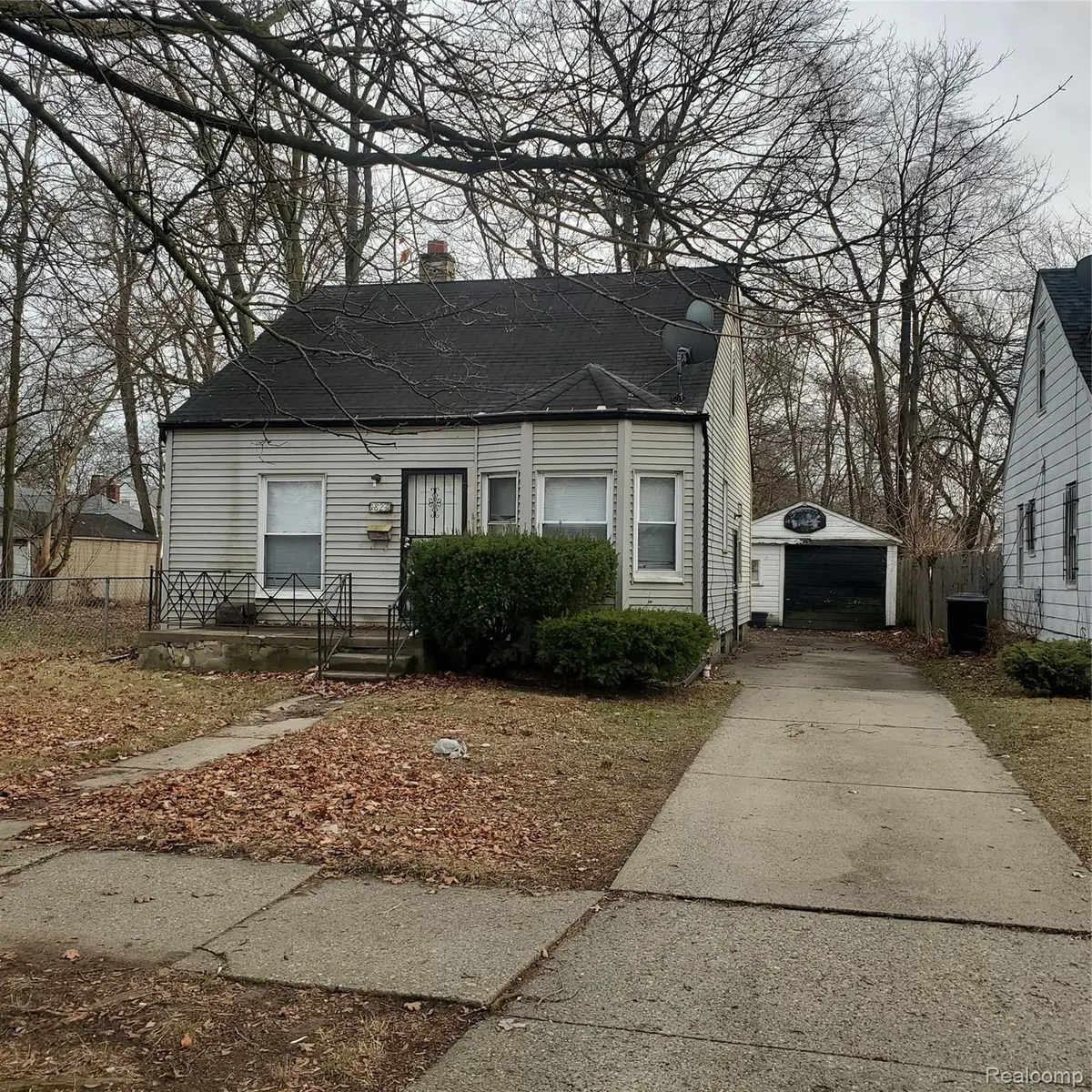 18231 Pembroke Avenue, Detroit, MI 48219 - #1