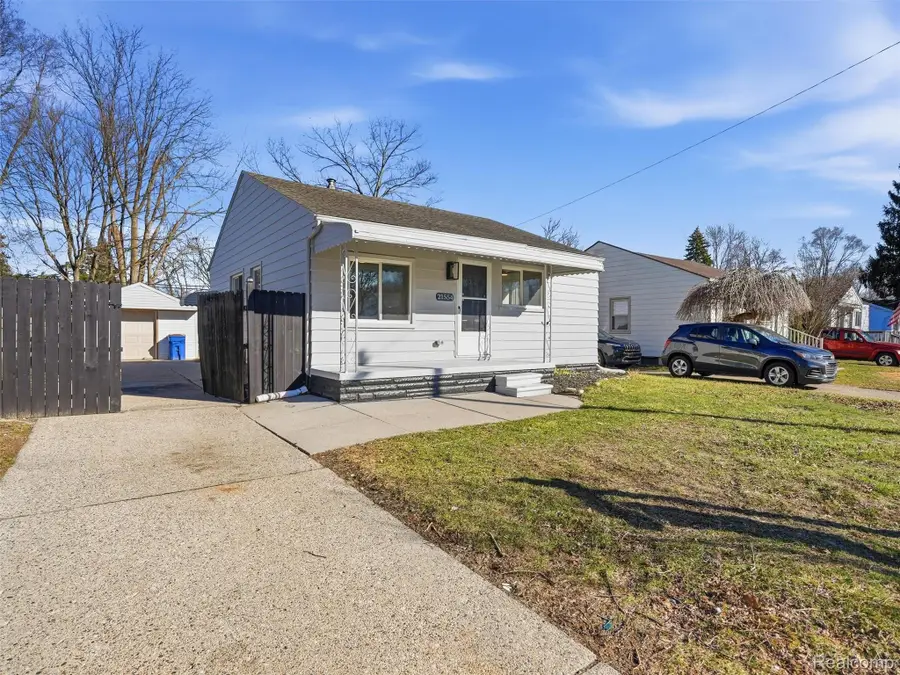 21554 Atlantic Avenue, Warren, MI 48091 - #2