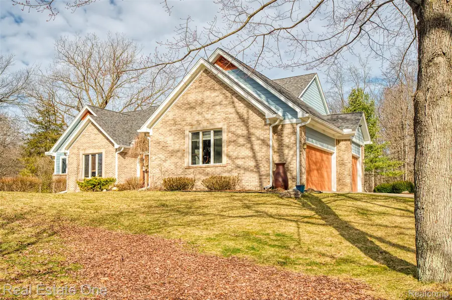 167 Forest Valley Court, Pinckney, MI 48169 - #2