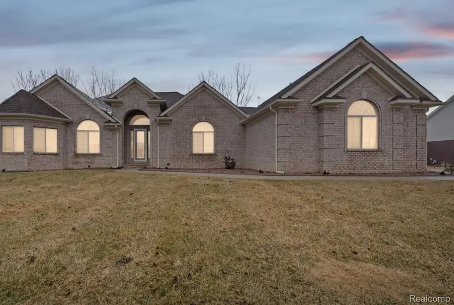 28796 Liparoto Boulevard, Flat Rock, MI 48134 - #2