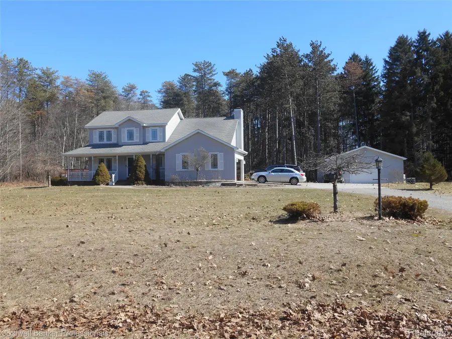 2704 Genny Ridge Drive, Lapeer, MI 48446 - #2