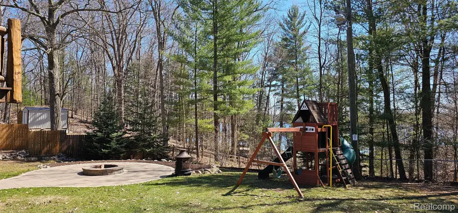 6135 E Ridge Avenue, Fountain, MI 49410 - #3