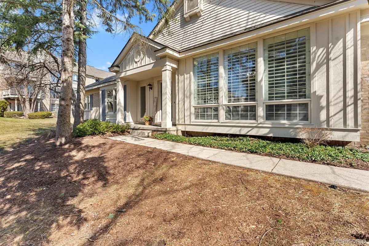 7533 Danbury Drive, West Bloomfield, MI 48322 - #1