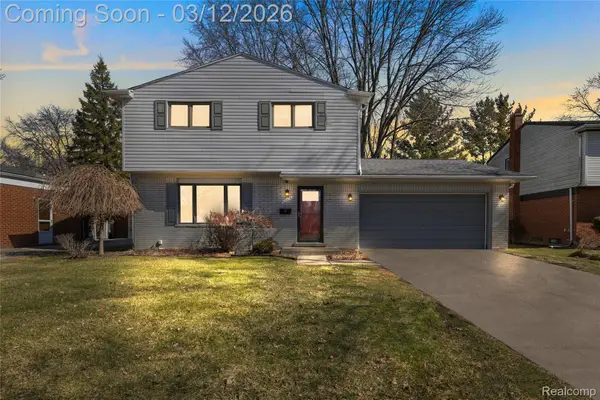 23424 Larkshire Street, FarmingtonHills, MI 48336